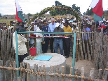 Ein Brunnen fr Ambalakida